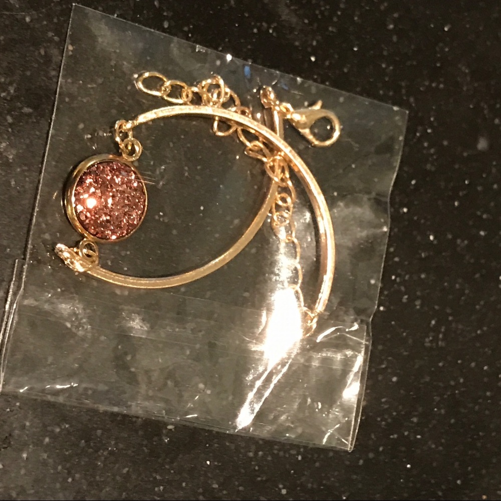 NWOT Rhinestone pave adjustable bangles - Picture 5 of 5
